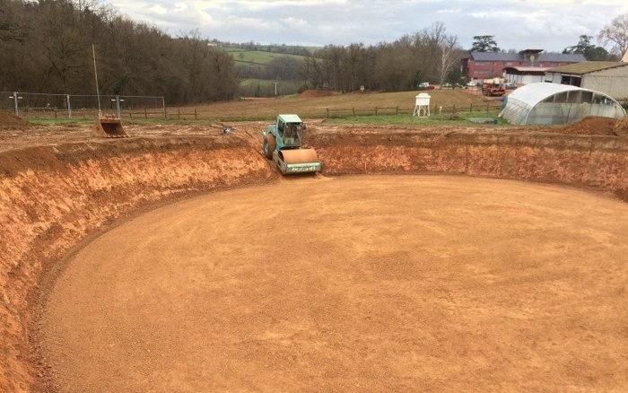 Terrassement d'une plate-forme et accès pour une la construction d'une maison individuelle